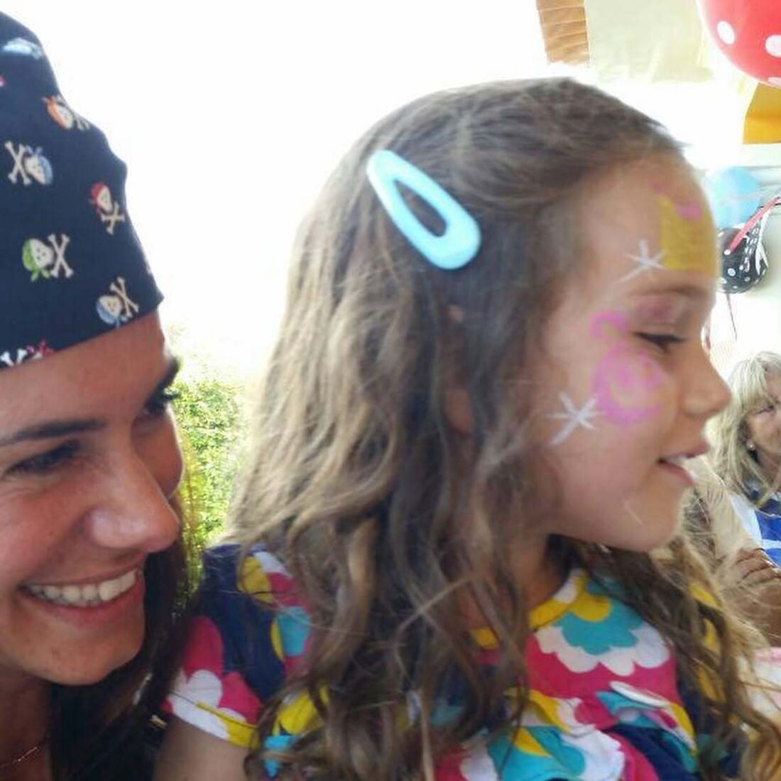 Cláudia Vieira e Pedro Teixeira juntos no aniversário da filha