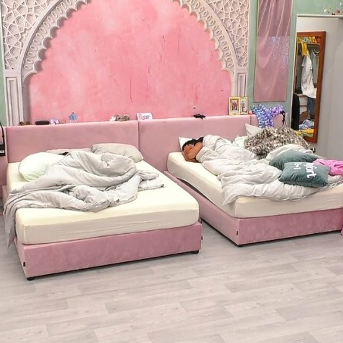 Primeira noite de Eva e Tiago juntos na Casa dos Segredos