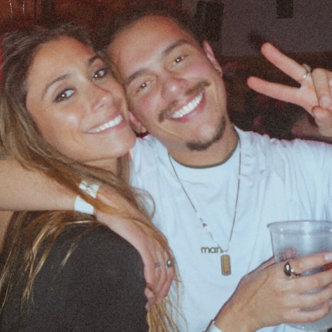 Maycon e a namorada, Raquel Coelho