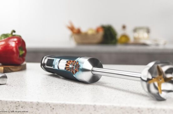 A varinha mágica Cecotec PowerGear 1500 XL Pro simplifica a criação de pratos e doces