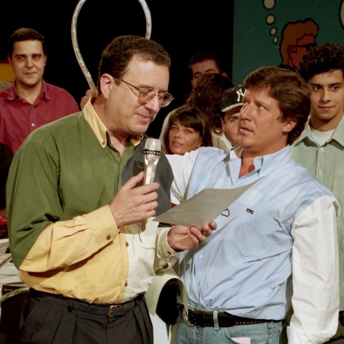 Homenagem a Cândido Mota na Rádio Comercial, após falecimento no Hospital Santa Maria.
