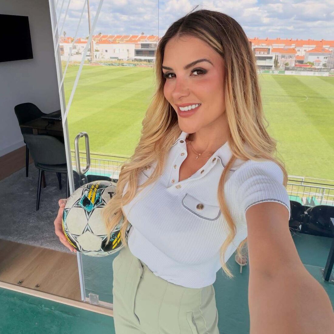 Andreia Nunes L'Or