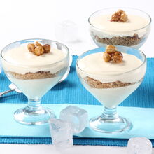 Mousse de laranja com praliné de avelã, uma sobremesa fresca e saborosa