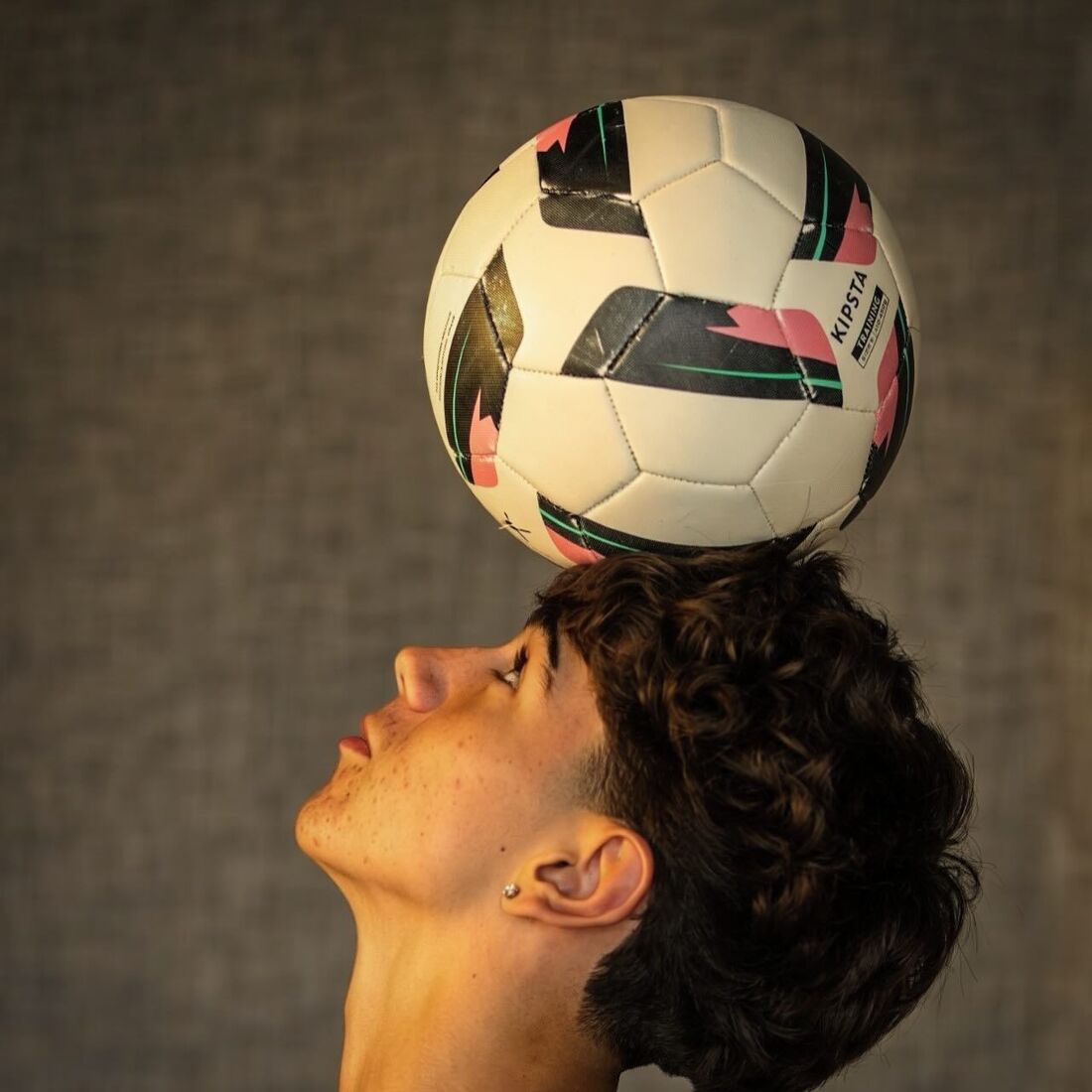 Dinis Aveiro, sobrinho de Ronaldo, assina pelo V. Guimarães