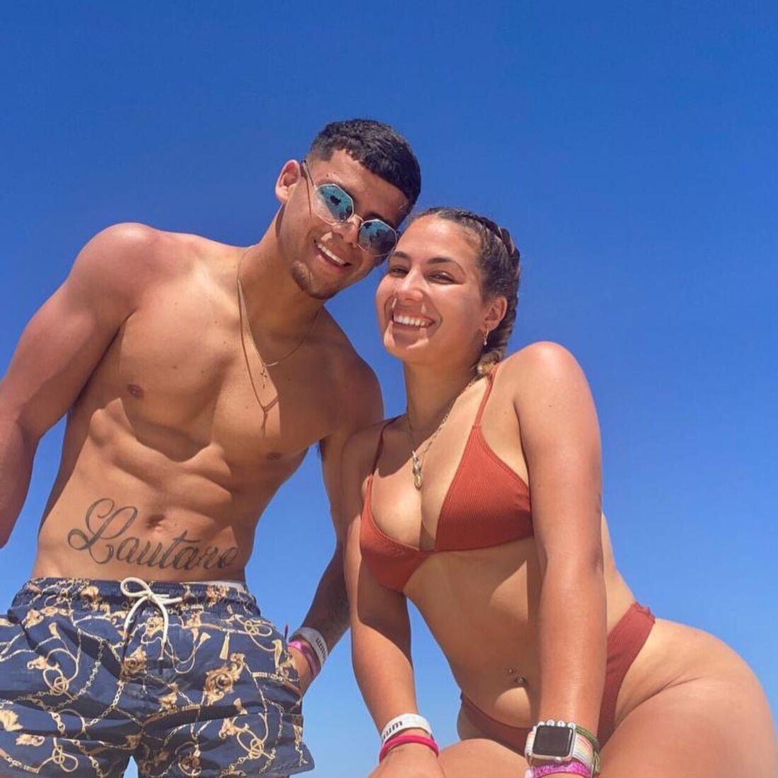 Maxi Araújo, Leiza Gómez