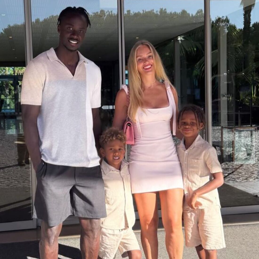 Éder Lopes e família