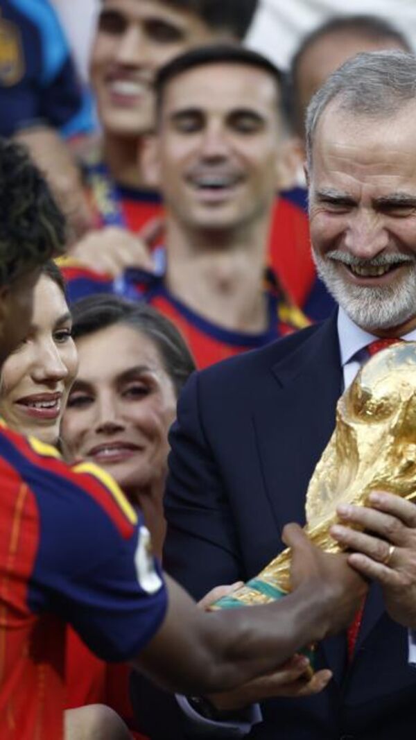 Yamal com o rei Felipe VI