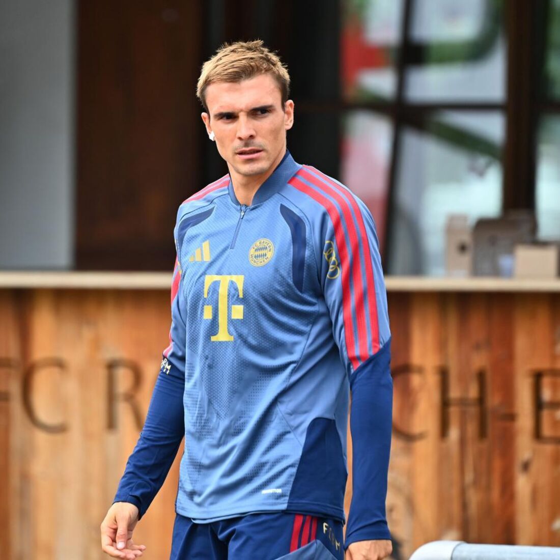Joao PALHINHA (FC Bayern Munich), Action,Single image,cropped single motif,Half figure,half