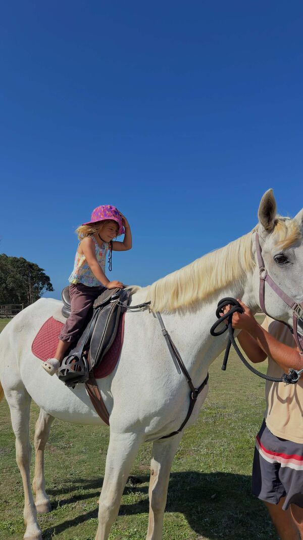 Tiago Teotónio Pereira e filha Camila