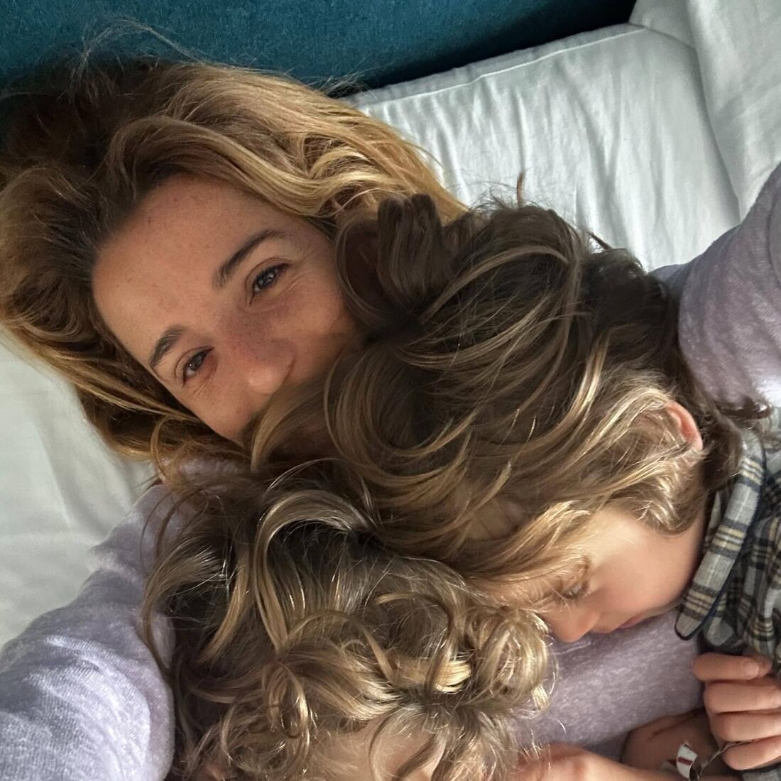 Inês Herédia e os filhos Luís e Tomás