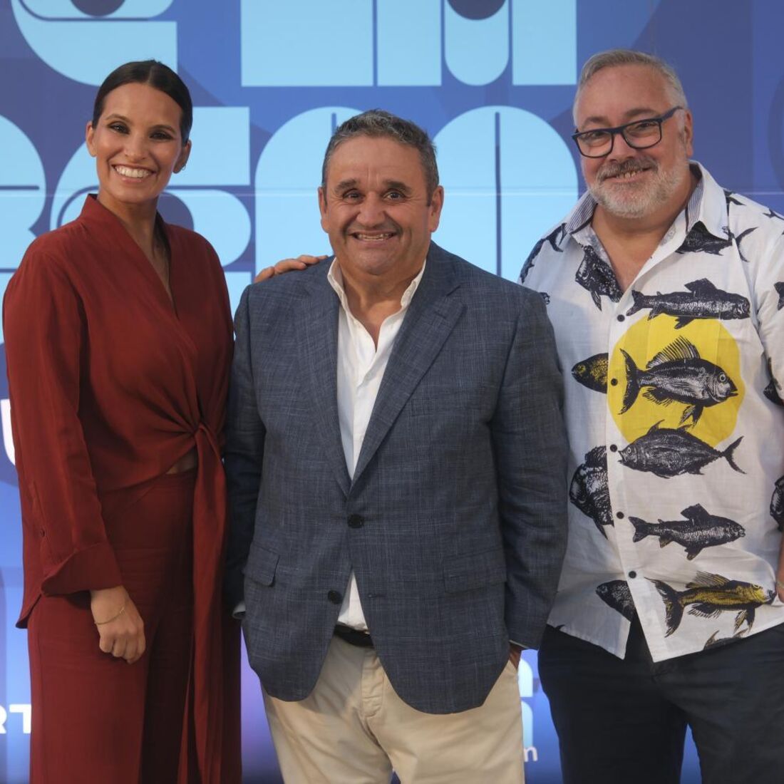 O apresentador com a equipa do Preço Certo durante a