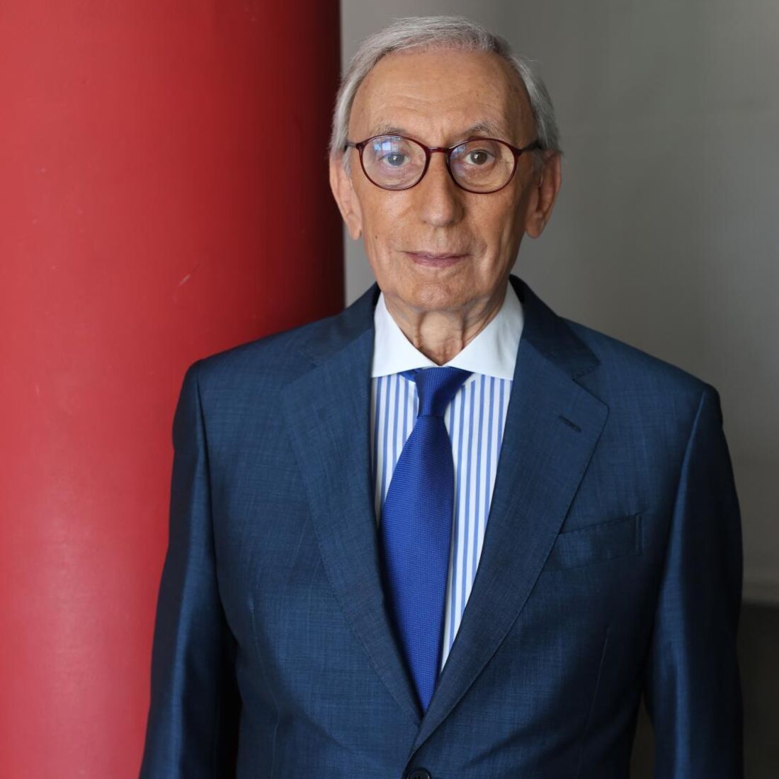 Júlio Isidro