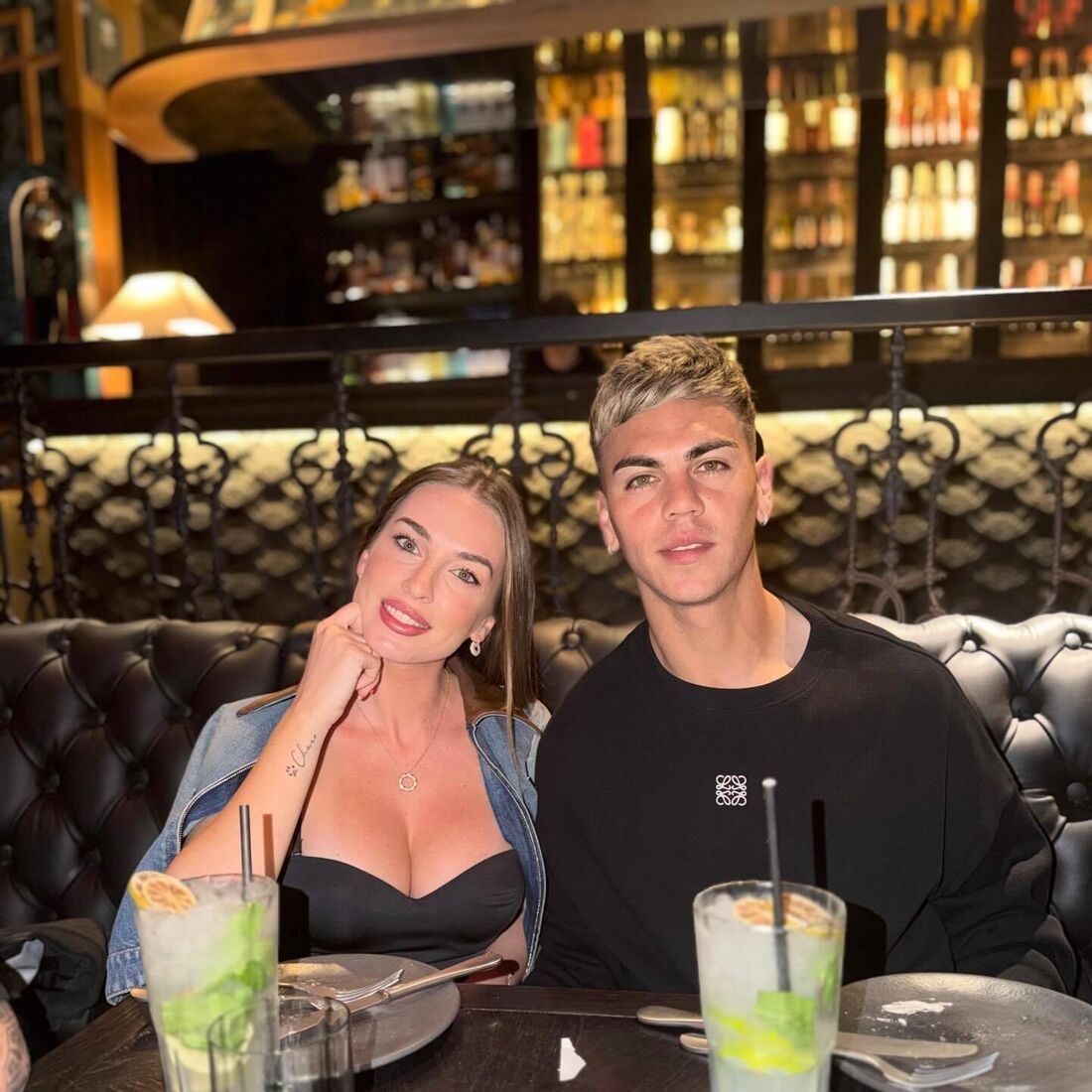 Enzo Barrenechea com a namorada, Julieta