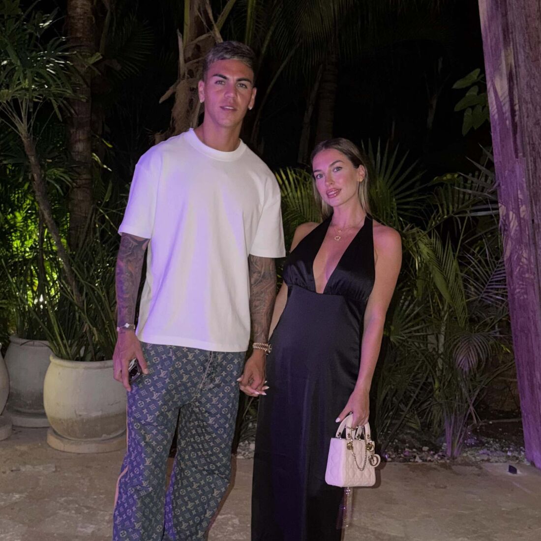 Enzo Barrenechea com a namorada, Julieta