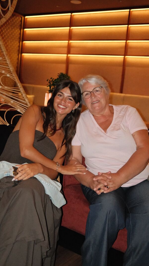  Luisinha Oliveira e Delfina Condessa