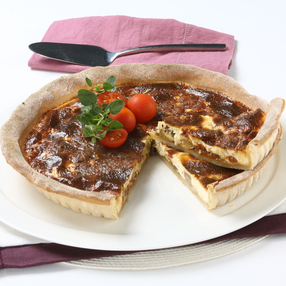 Tarte de legumes com tomates e ervas